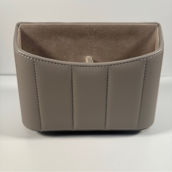 Rotating Desk Organizer - Picture 4 of 8